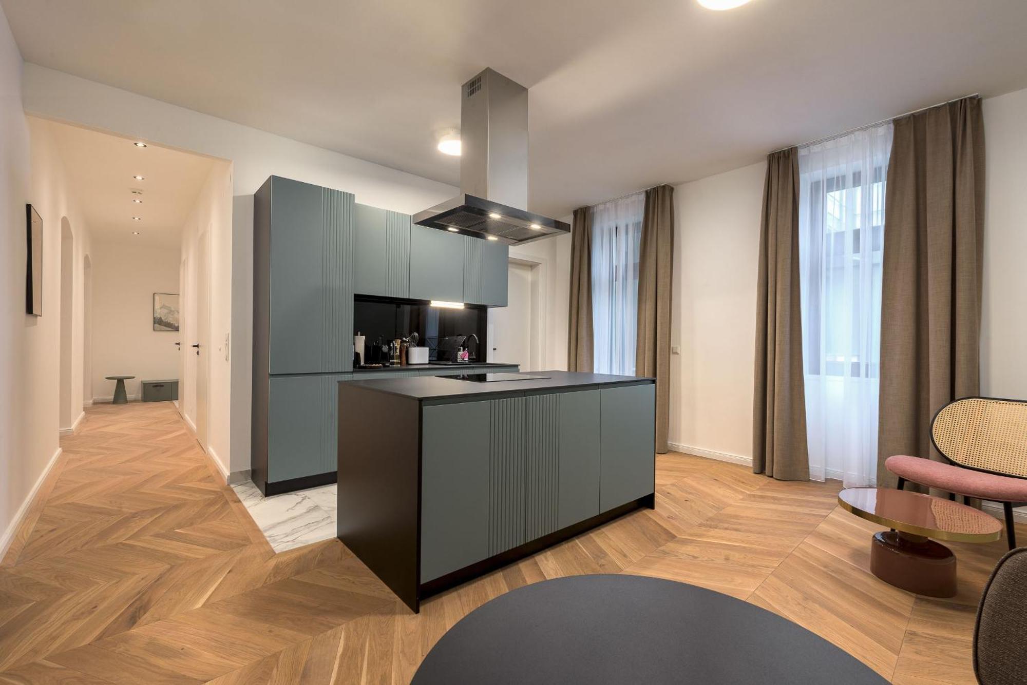 Limehome Vienna Karajangasse Экстерьер фото