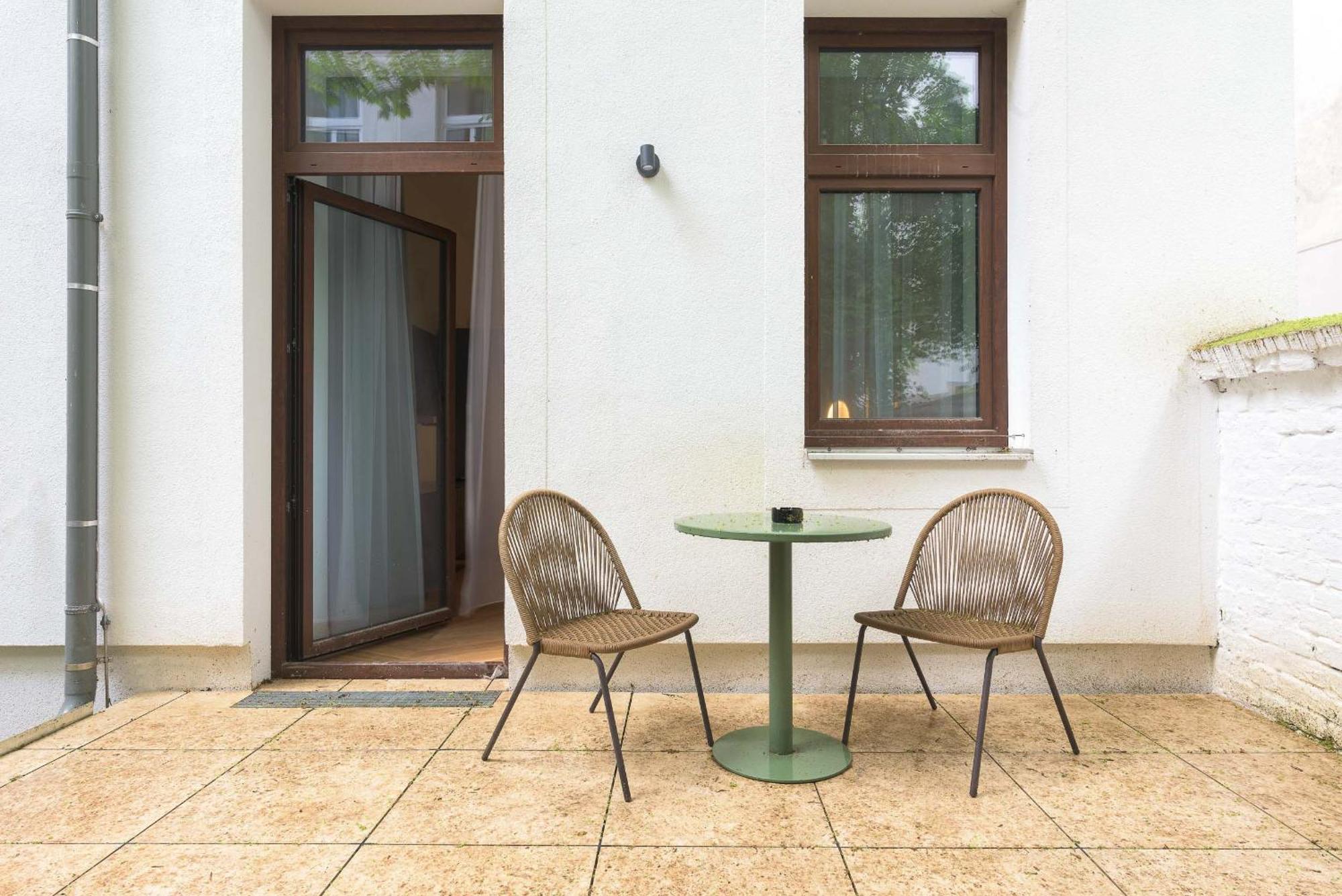 Limehome Vienna Karajangasse Номер фото